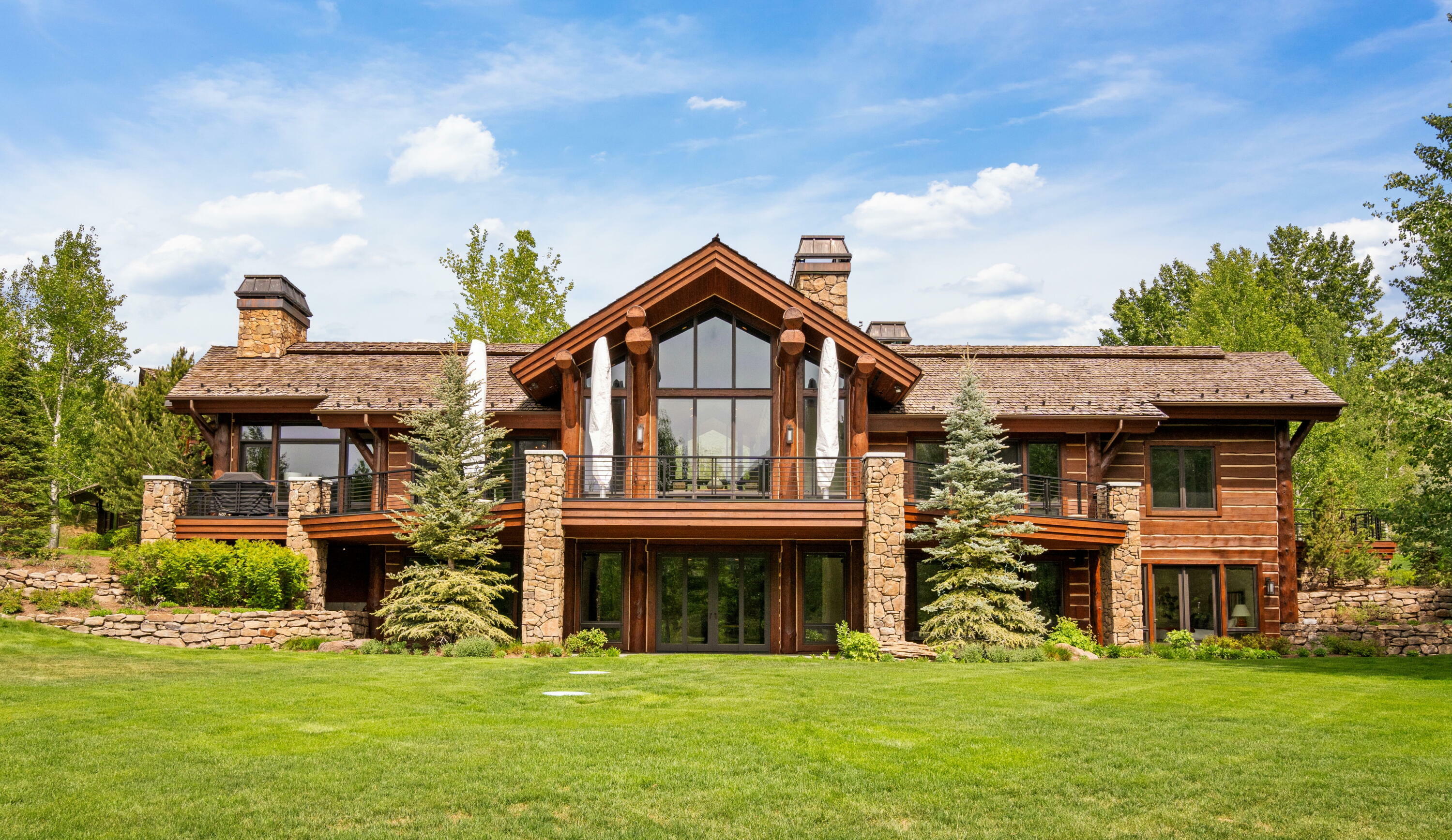 Property Photo:  161 Stonegate Cir  ID 83340 