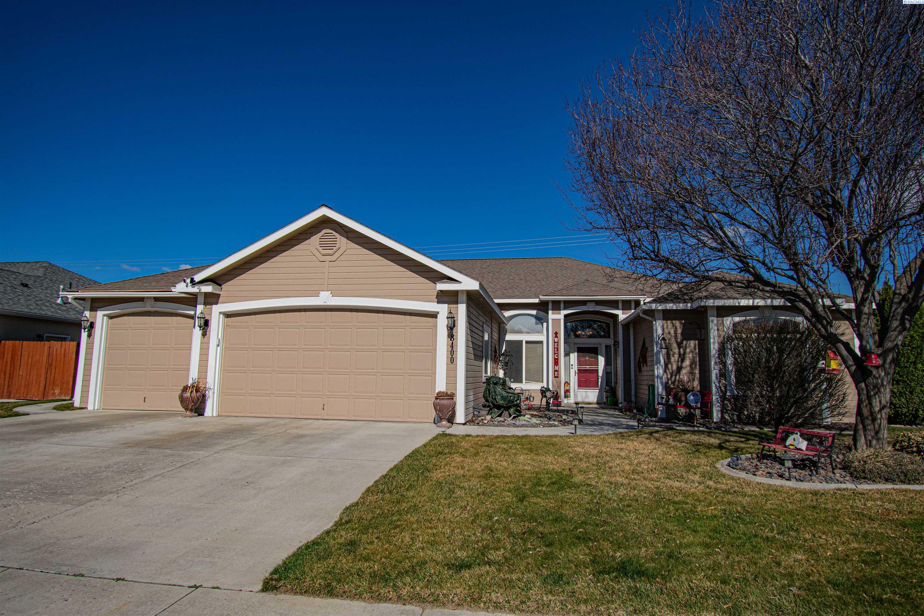 8400 W Clearwater Pl  Kennewick WA 99336 photo