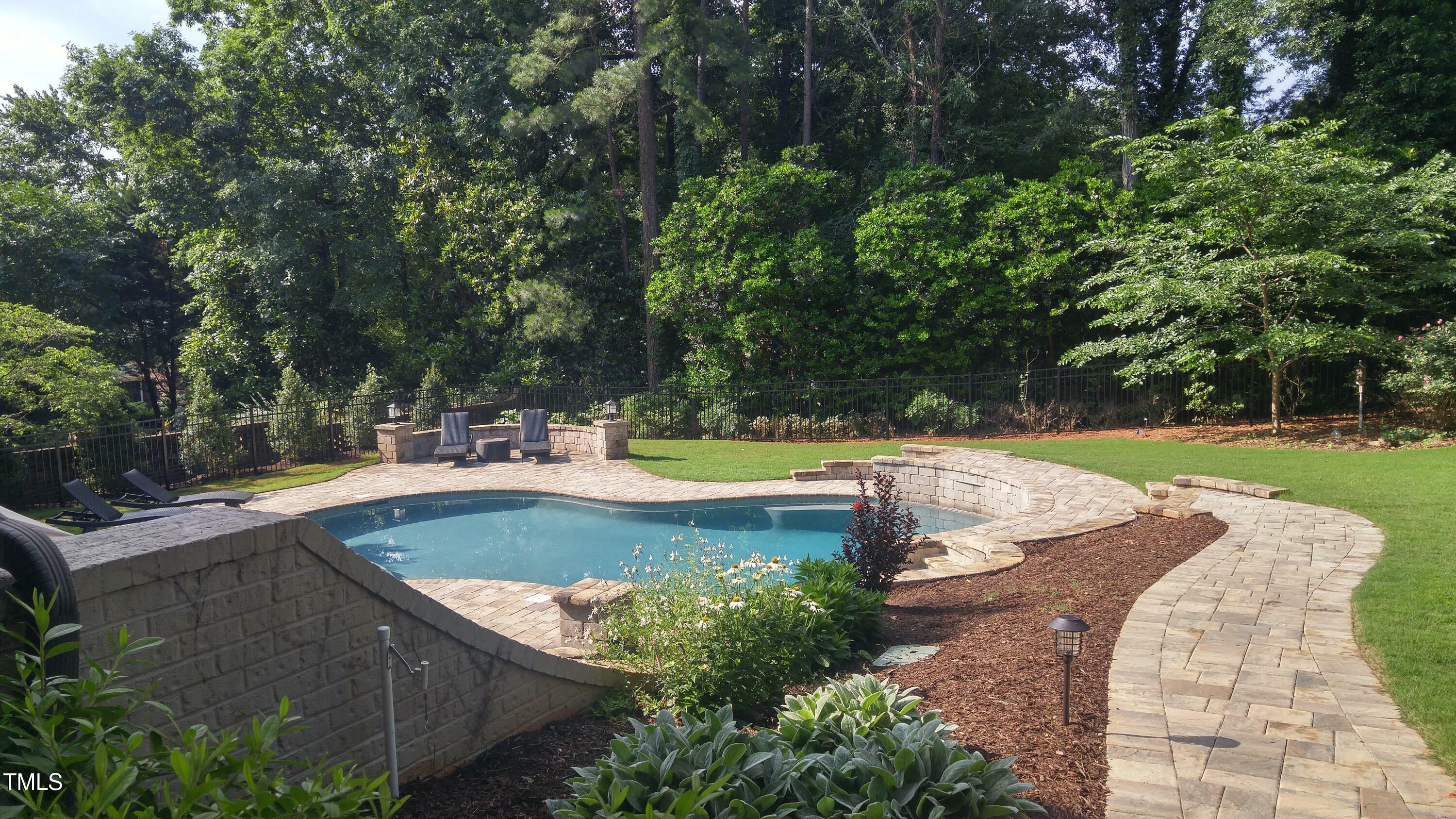 Property Photo: 705 Glen Eden Drive NC 27612