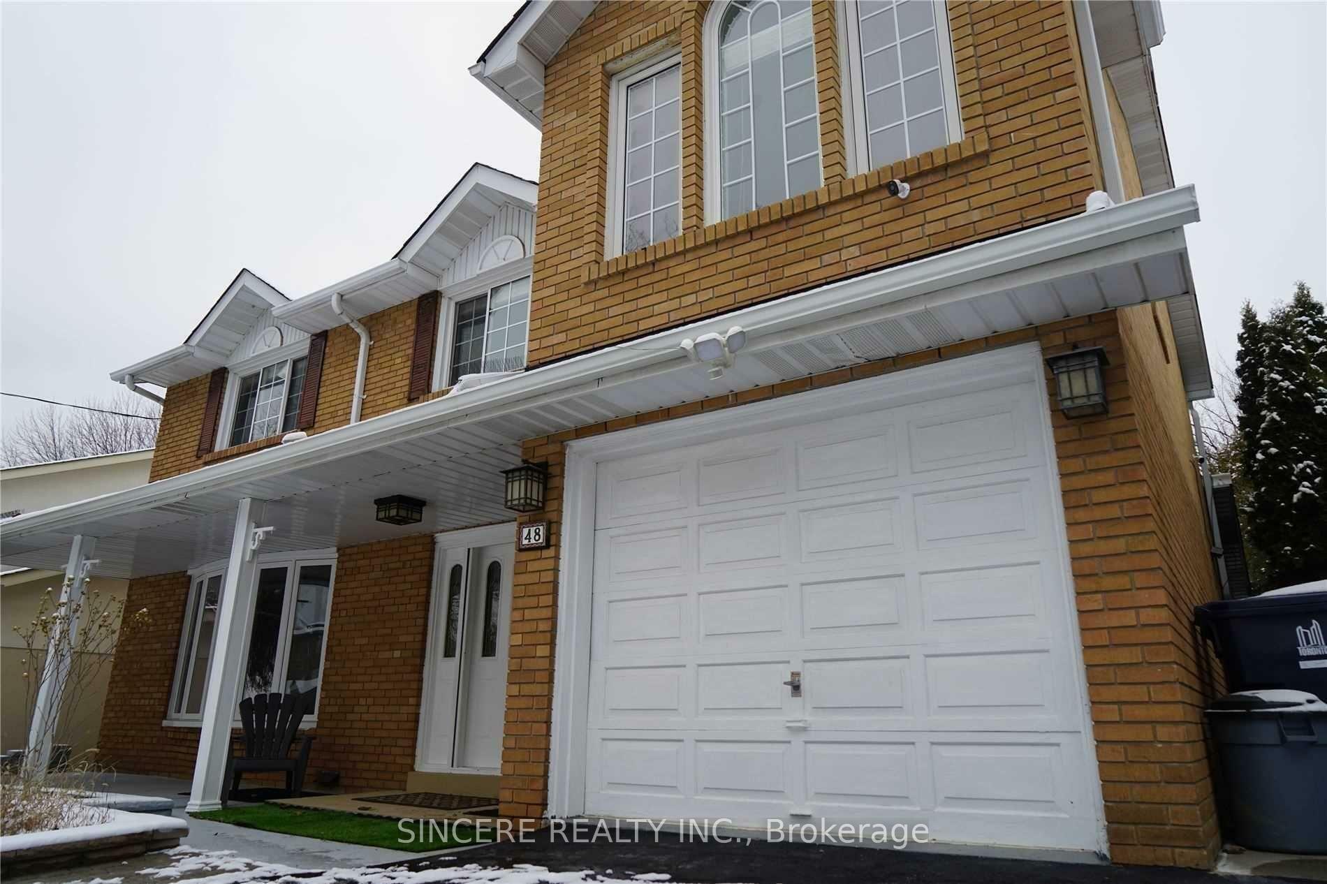 Property Photo: 48 Bellbury Crescent ON M2J 2J8