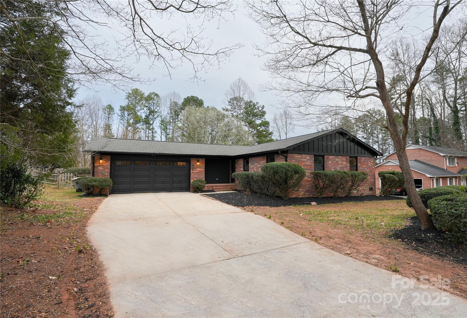 Property Photo:  908 Coventry Road  NC 28081 