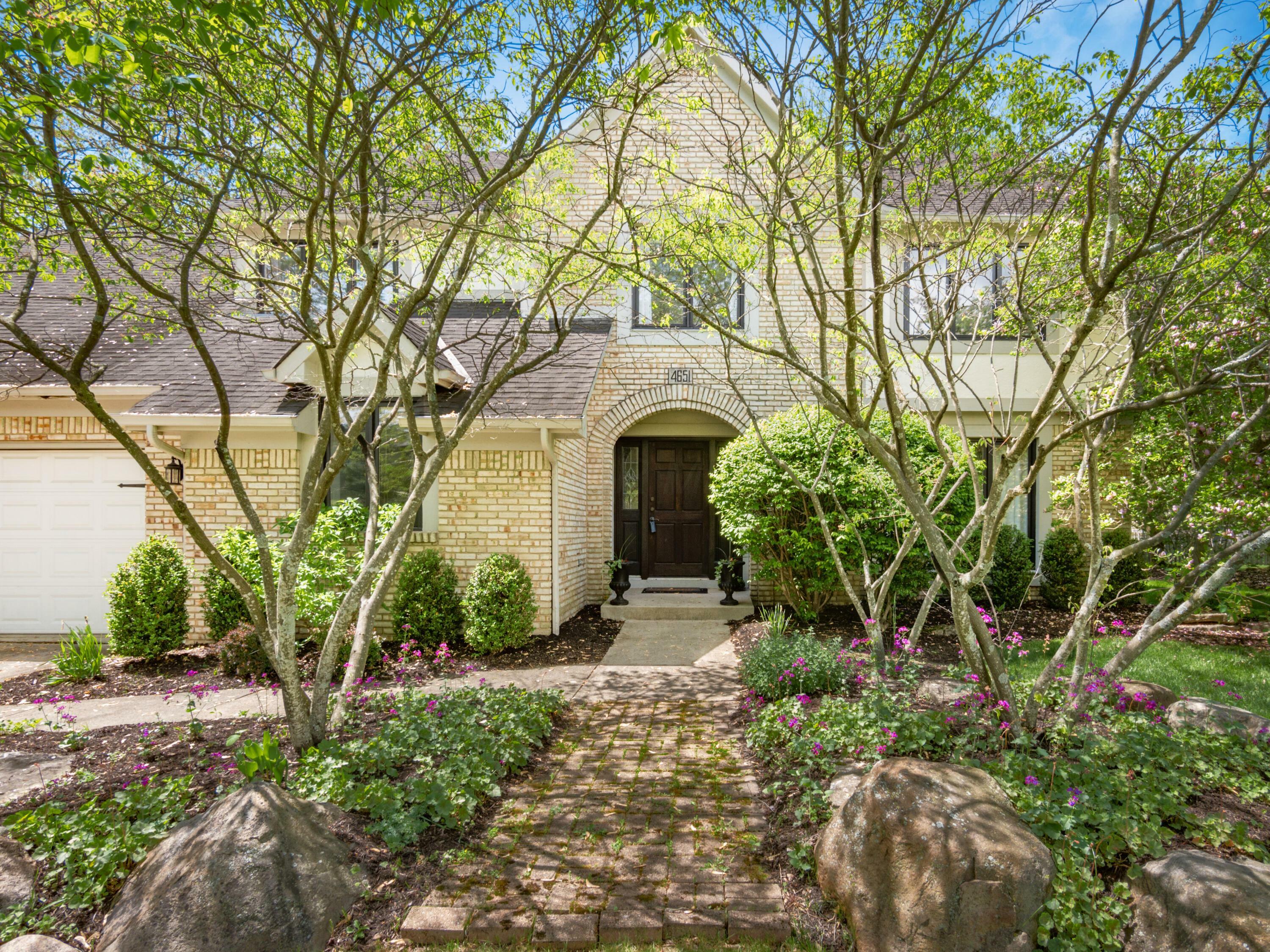 Property Photo: 4651 Coach Road OH 43220