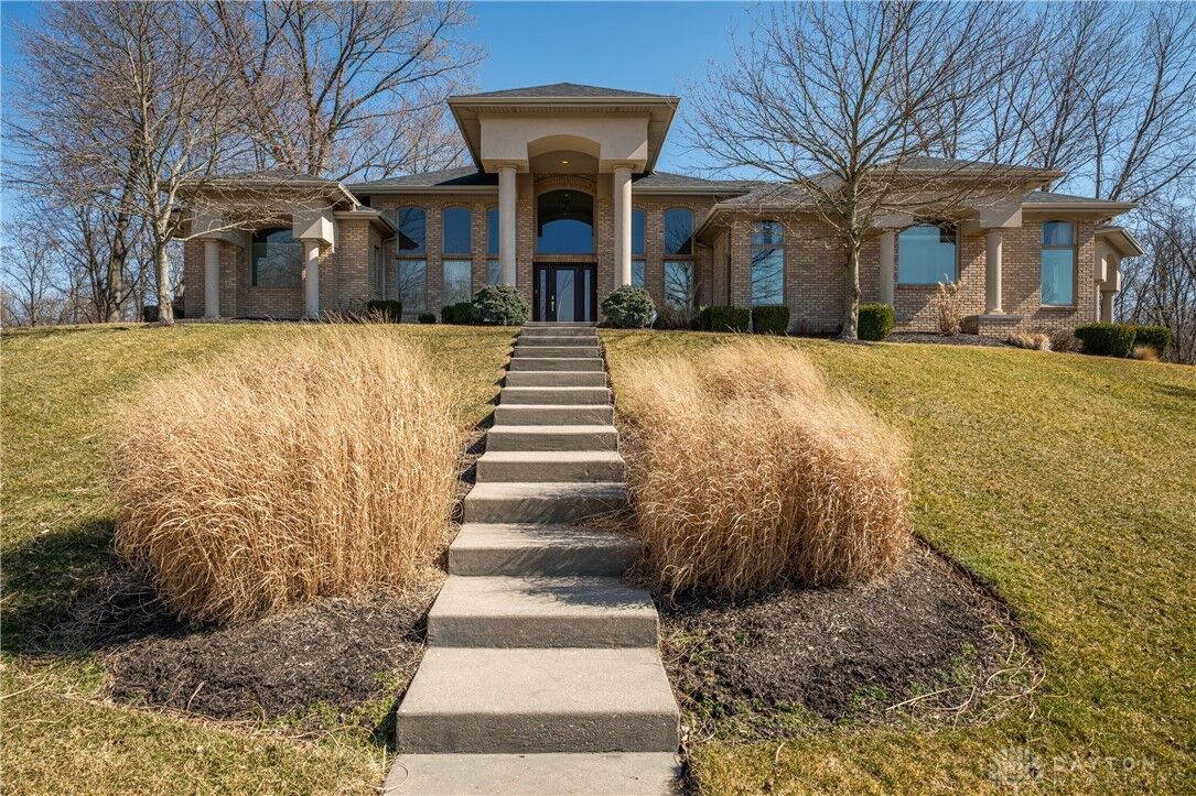 Property Photo: 2420 Greystone Lane OH 45503