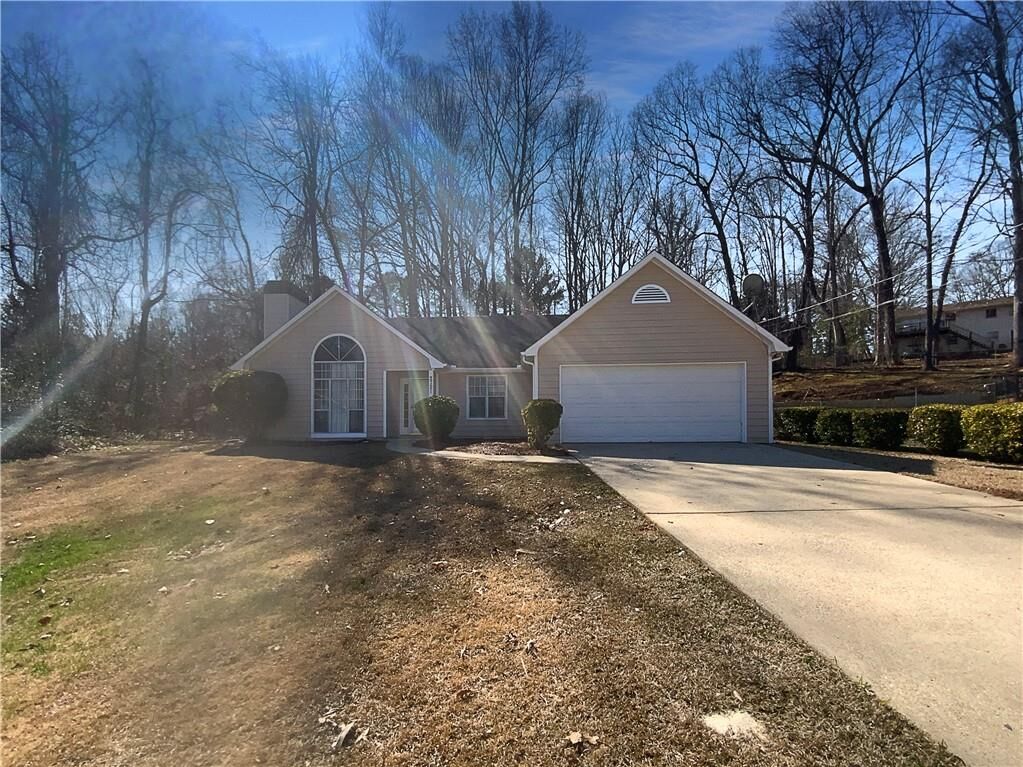 Property Photo: 2721 Arctic Court GA 30260