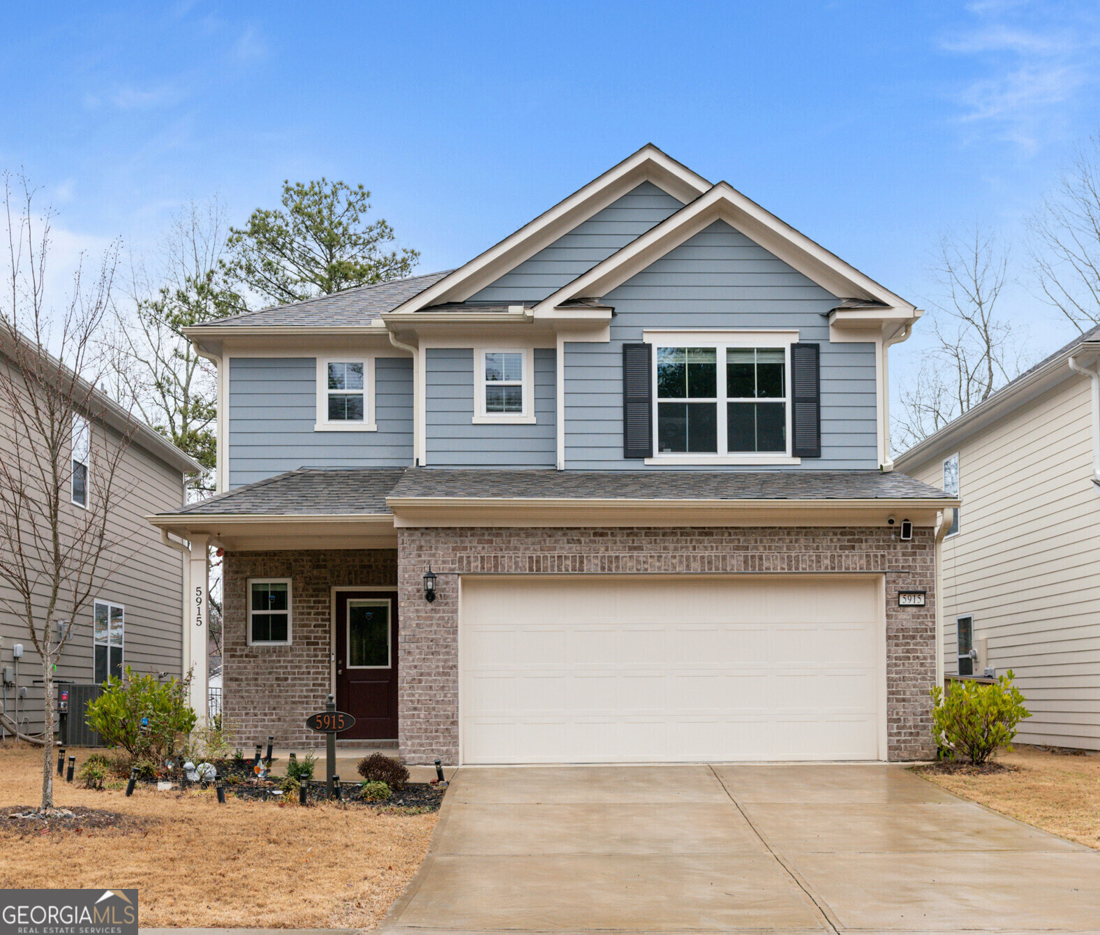 Property Photo: 5915 Pinnacle View Road GA 30040