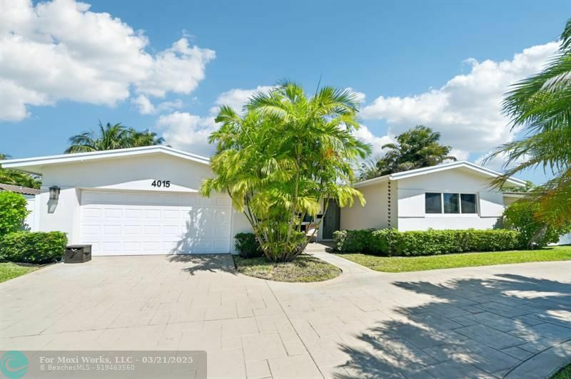 Property Photo: 4015 Pierce St FL 33021