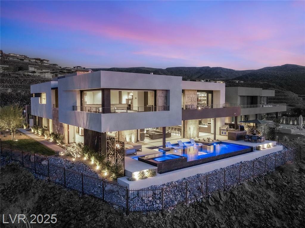 805 Magnum Cliff Court  Henderson NV 89012 photo