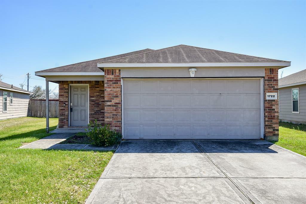 Property Photo:  1722 Ramsay Way  TX 77051 