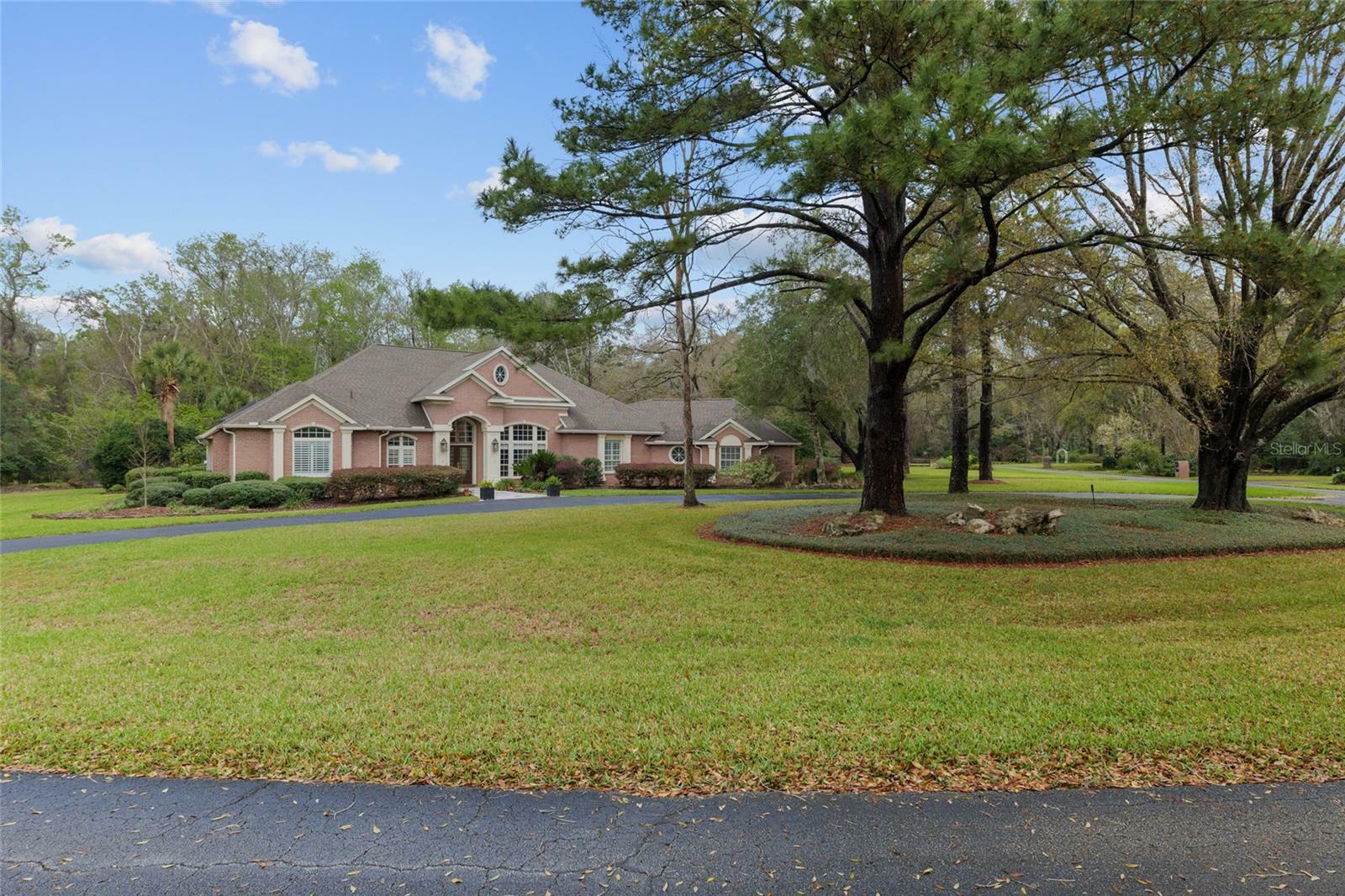 Property Photo:  114 NW 116th Way  FL 32607 