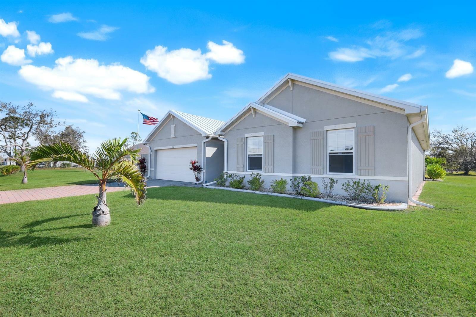 Property Photo:  566 Corrientes Circle  FL 33983 