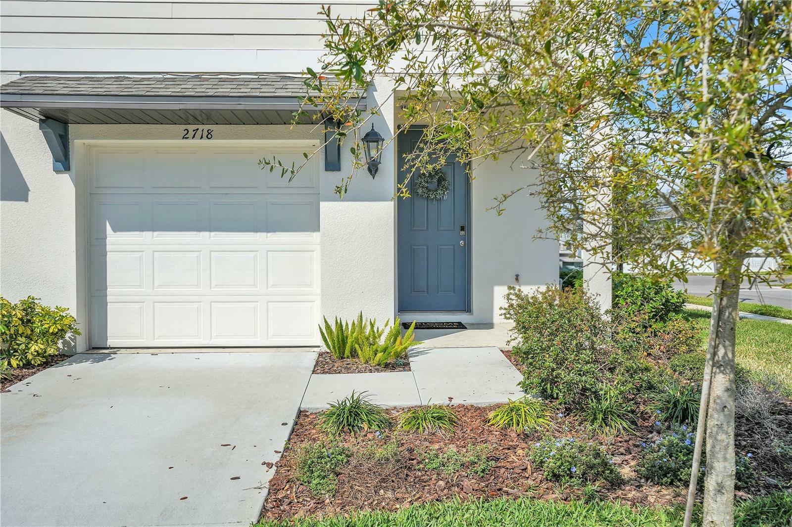 Property Photo: 2718 Chestnut Creek Place FL 33510