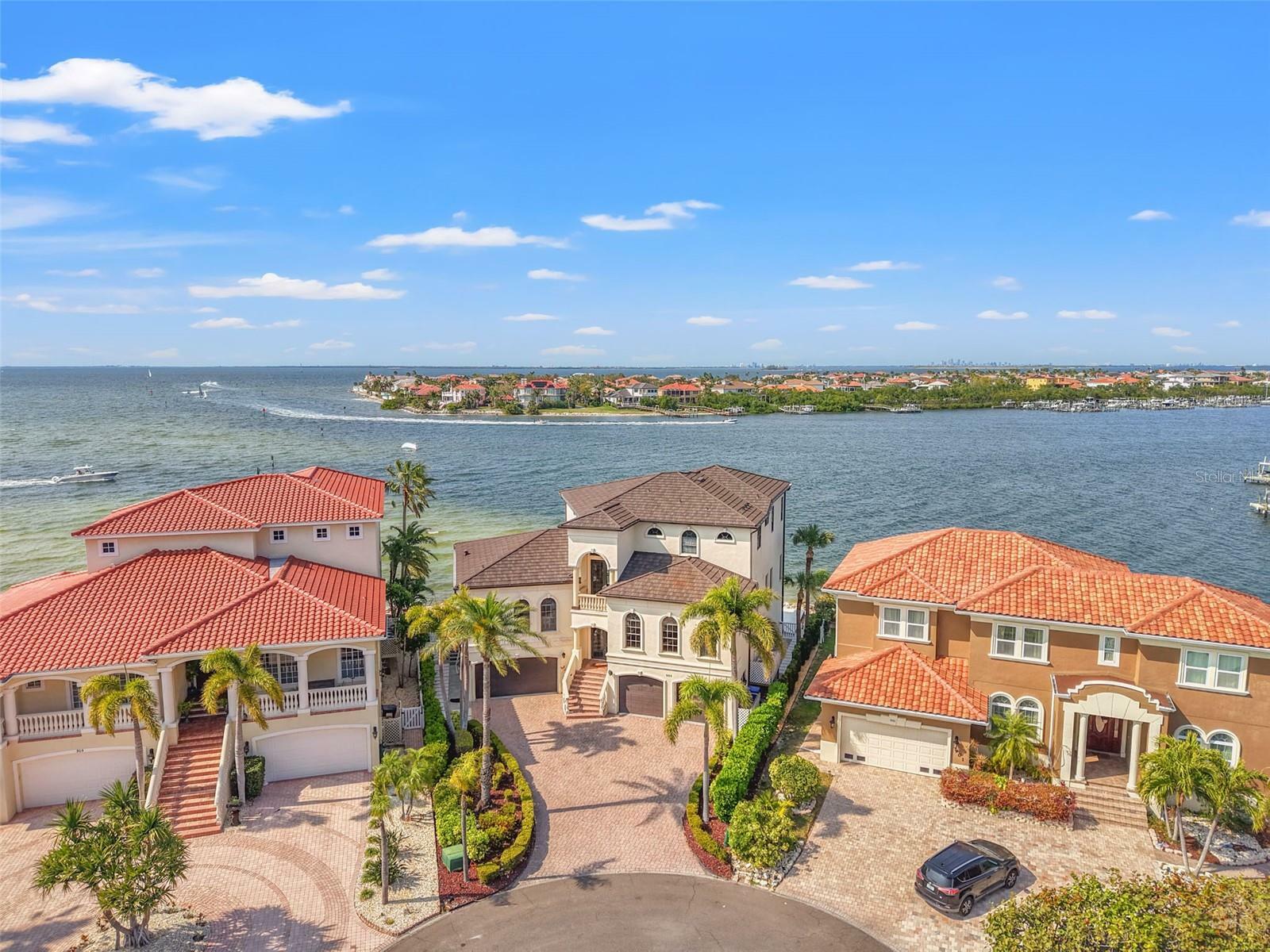 Property Photo:  903 Symphony Beach Lane  FL 33572 