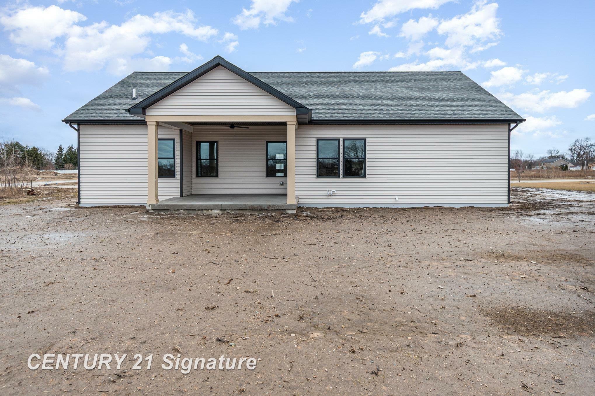 Property Photo:  2289 Holly Ridge Lane  MI 48706 