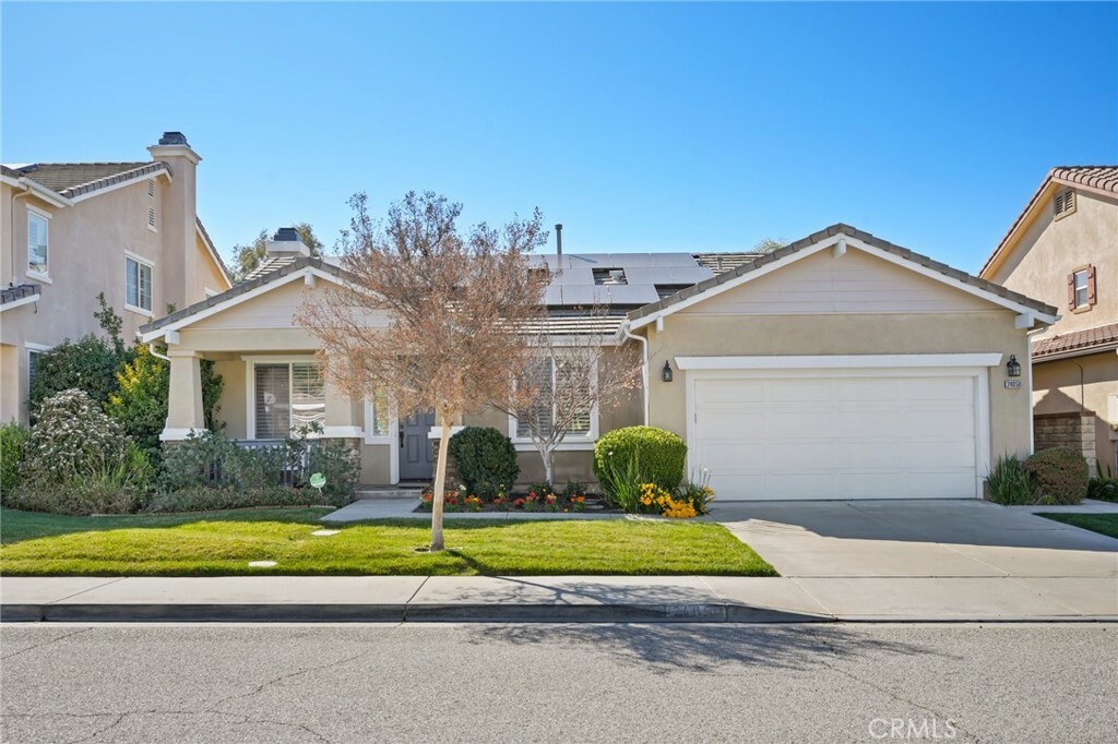 Property Photo: 24050 Via Cresta CA 91354