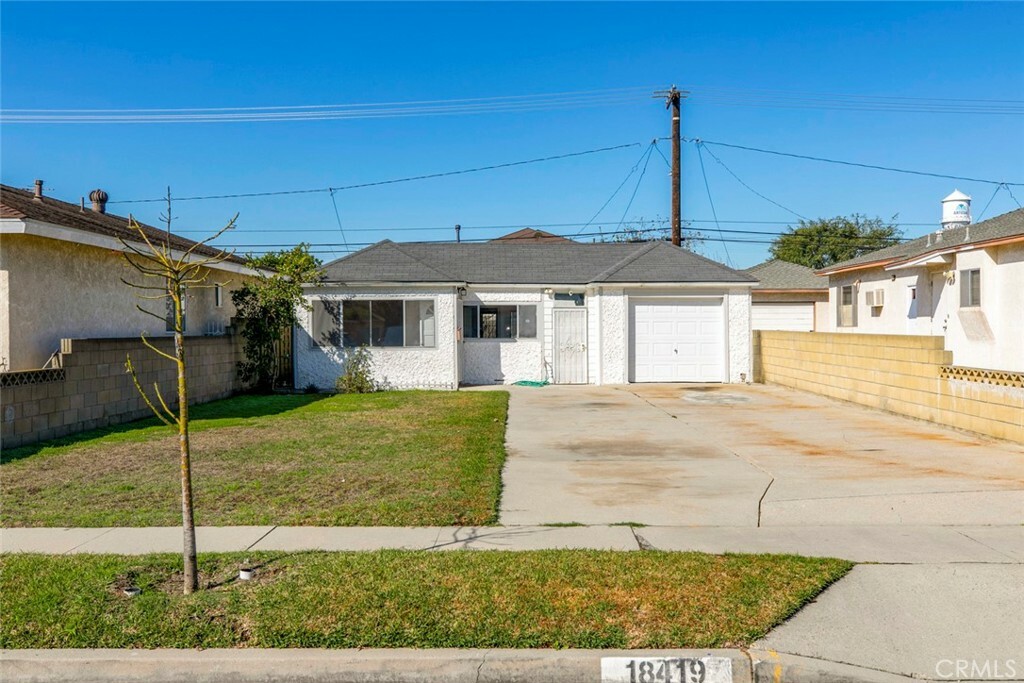 18419 Elaine Avenue  Artesia CA 90701 photo