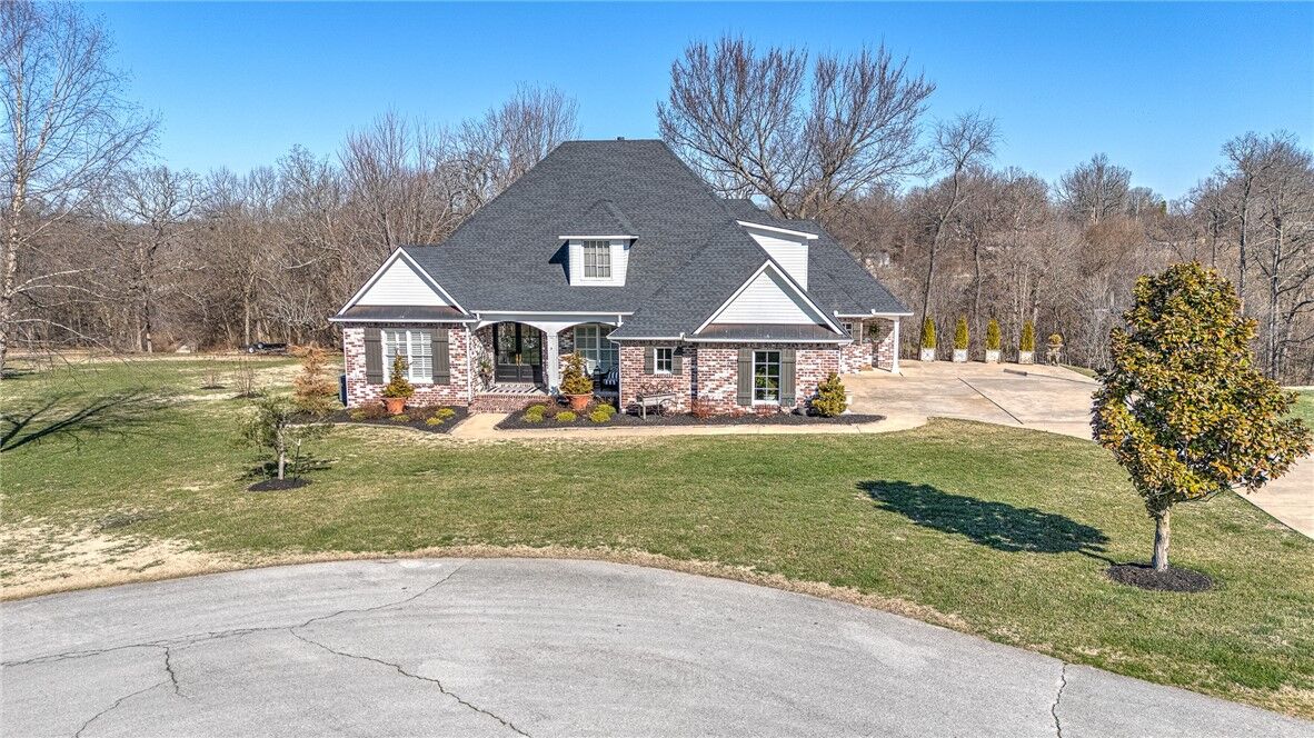 Property Photo:  738 Kensington Cove  AR 72762 