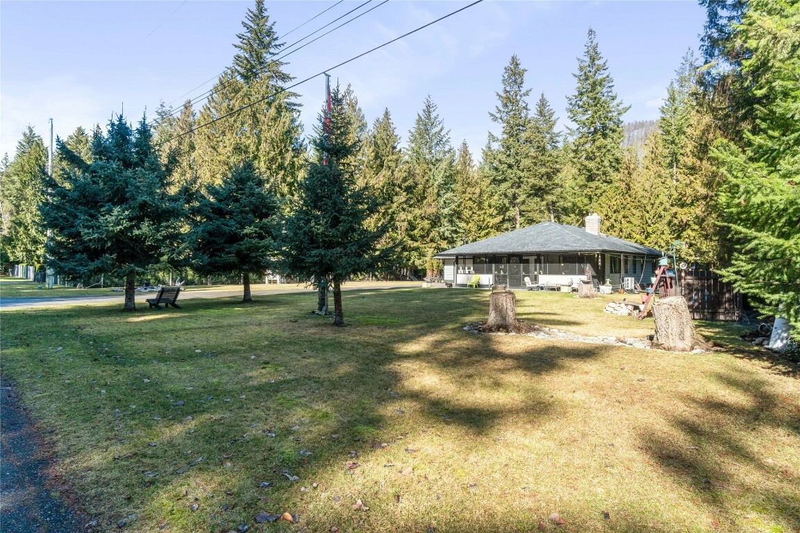 Property Photo: 4061 Santa Road BC V0E 1M5