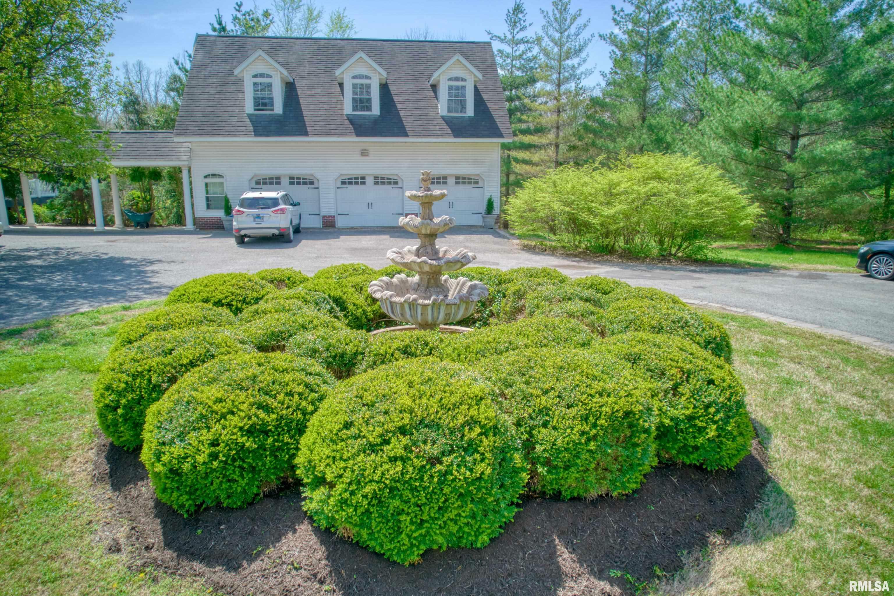 Property Photo: 3125 W Striegel Road IL 62901