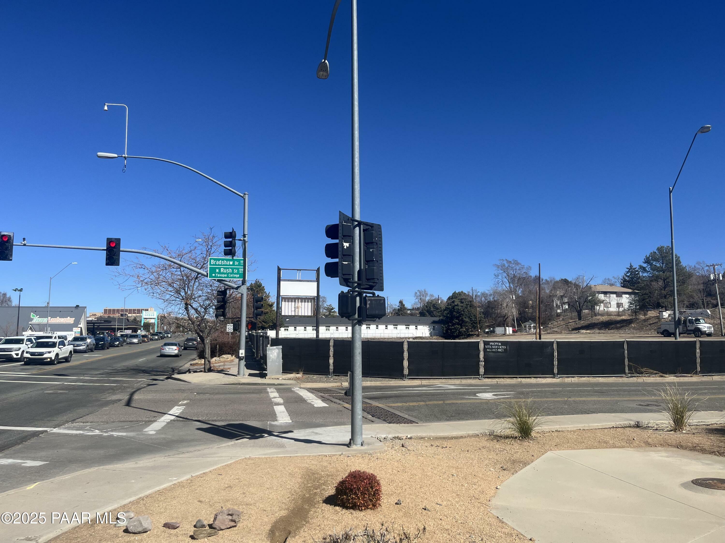 Property Photo: 1109 E Gurley Street AZ 86301