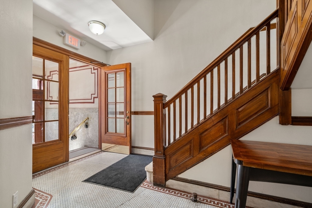 Property Photo:  128 Sewall Ave A  MA 02446 