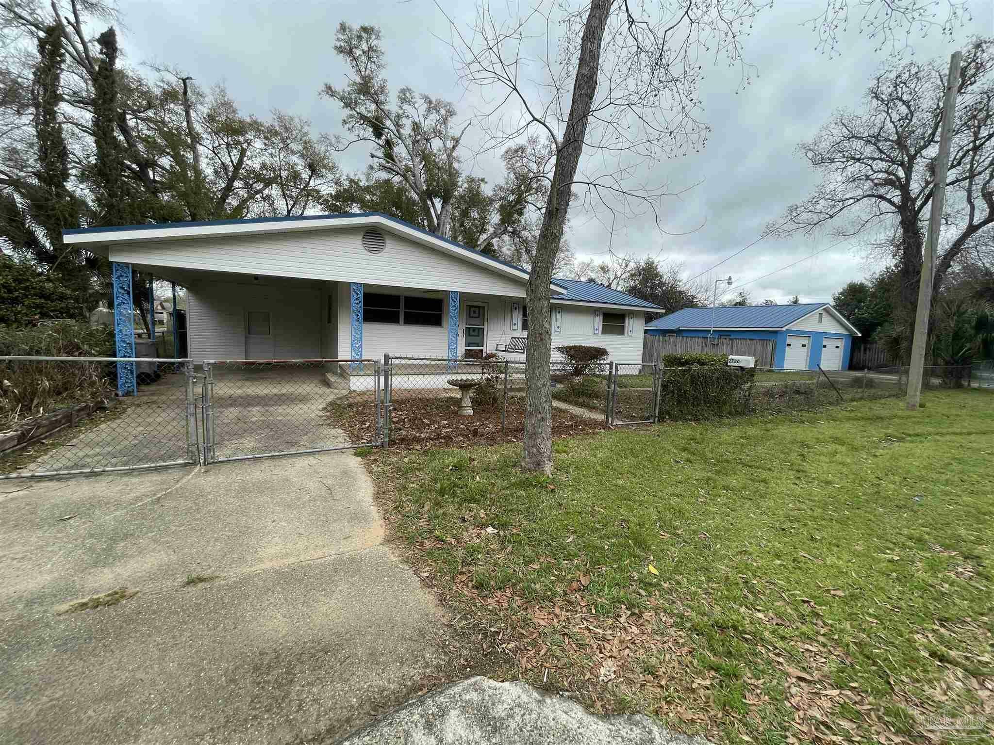 2720 W Gonzalez St  Pensacola FL 32505 photo