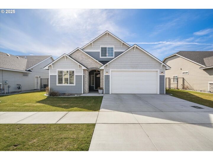 Property Photo: 317 Sage St OR 97818