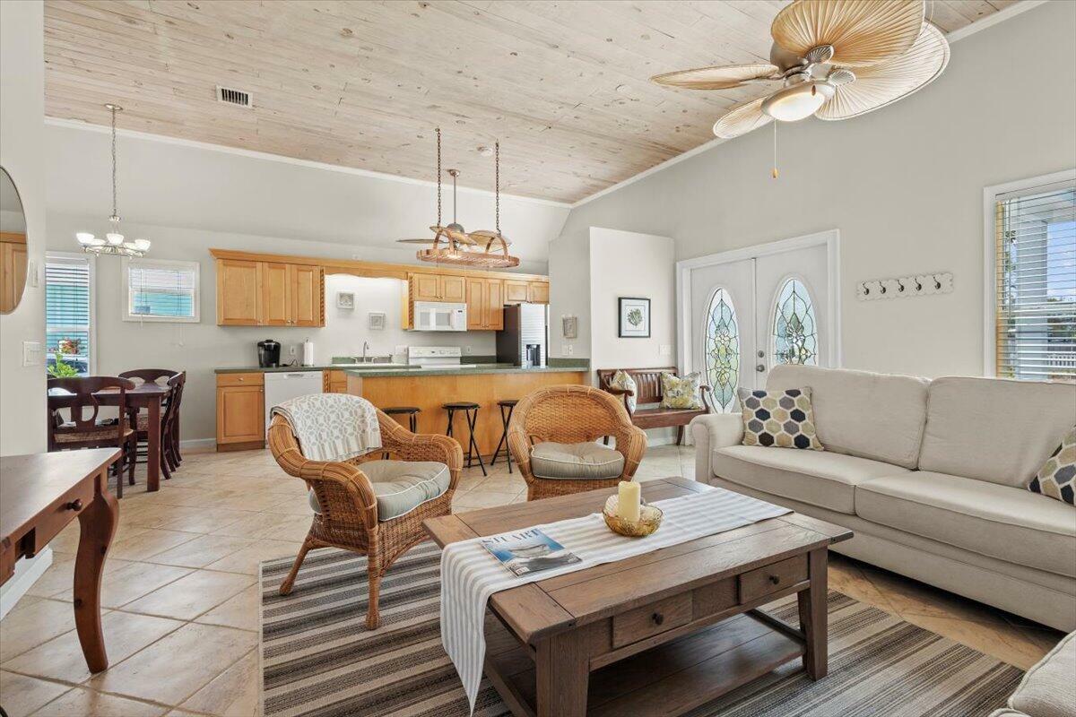 Property Photo: 4157 SE Bayview Street FL 34997