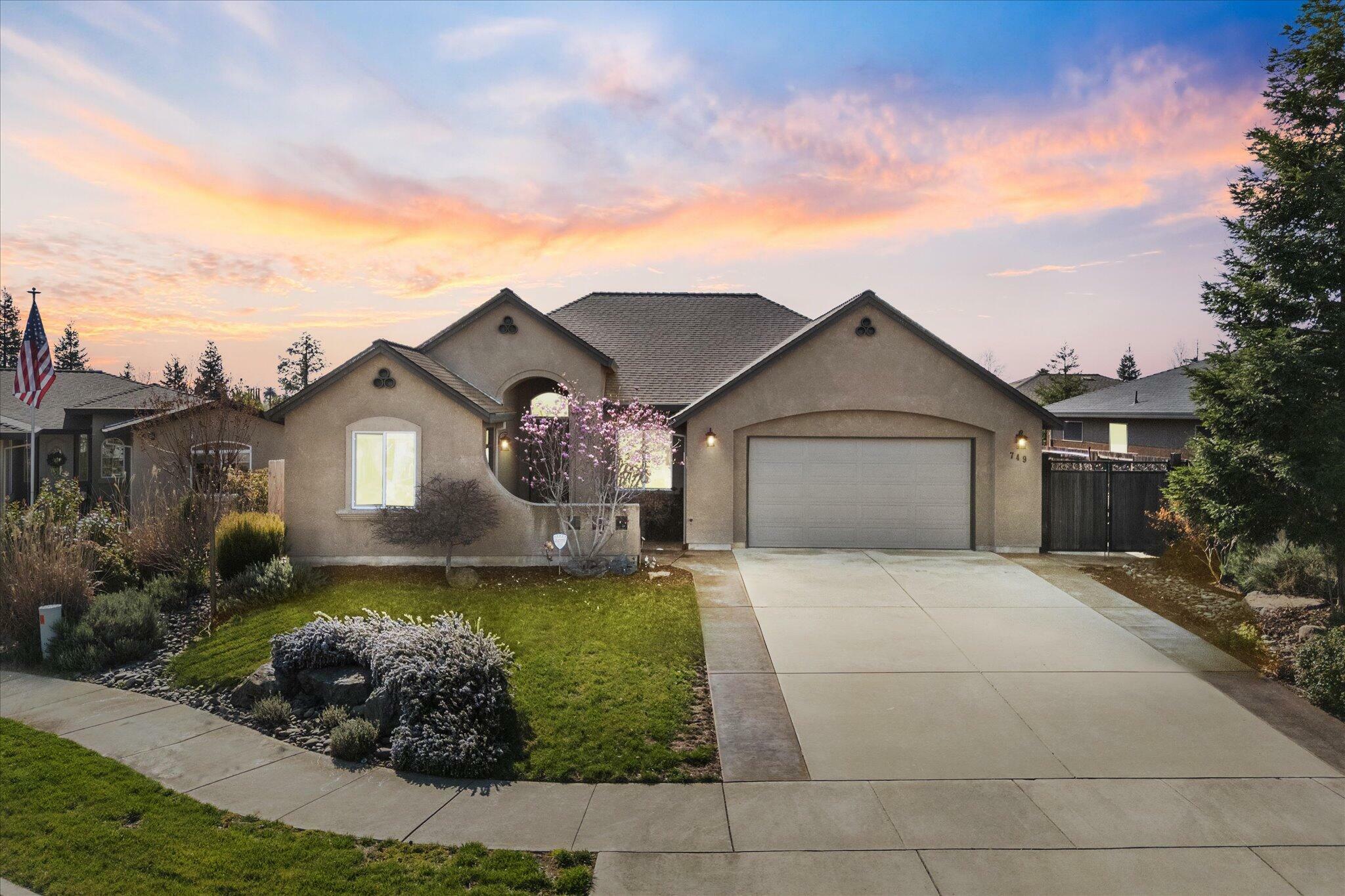 Property Photo:  749 Rogue River Way  CA 96003 