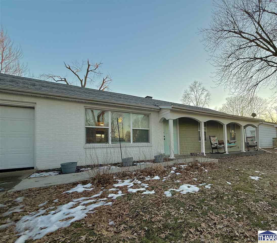Property Photo: 809 E Azalia Drive IN 47802