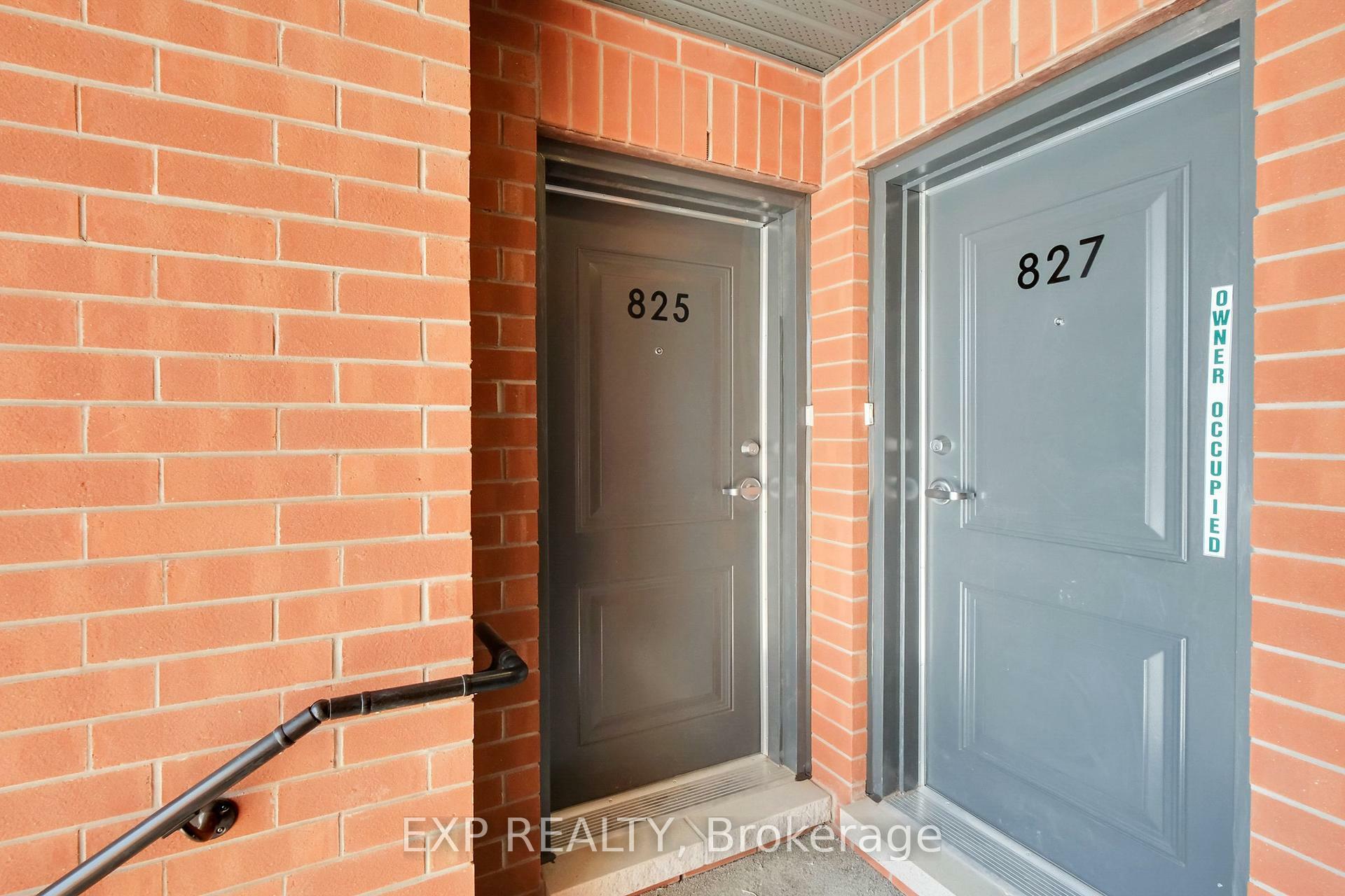 Property Photo: 825 Silhouette N/A ON K2J 4S3