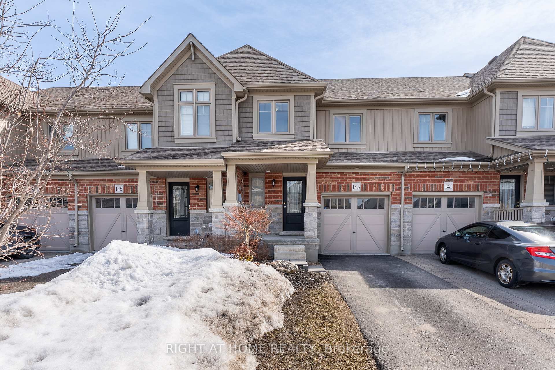 143 Hutchinson Drive  New Tecumseth ON L9R 0P9 photo