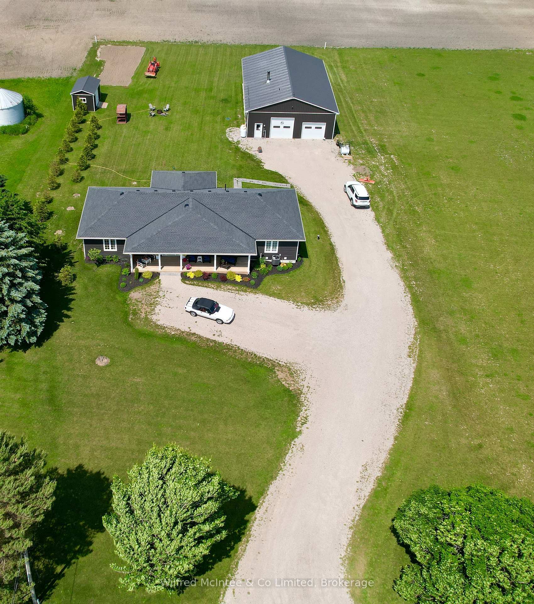 422 Hayes Lake Avenue  Huron-Kinloss ON N0G 2B0 photo