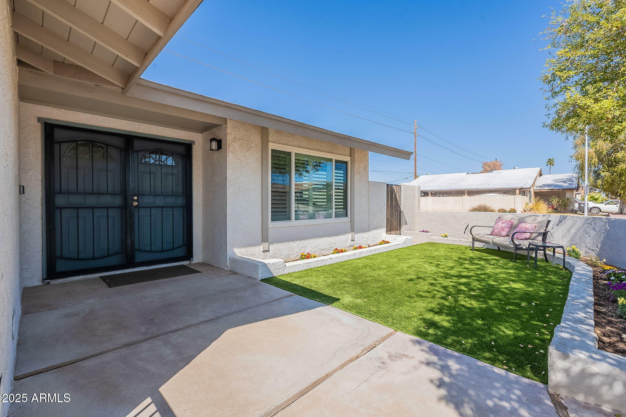 Property Photo: 1830 N 87th Way AZ 85257