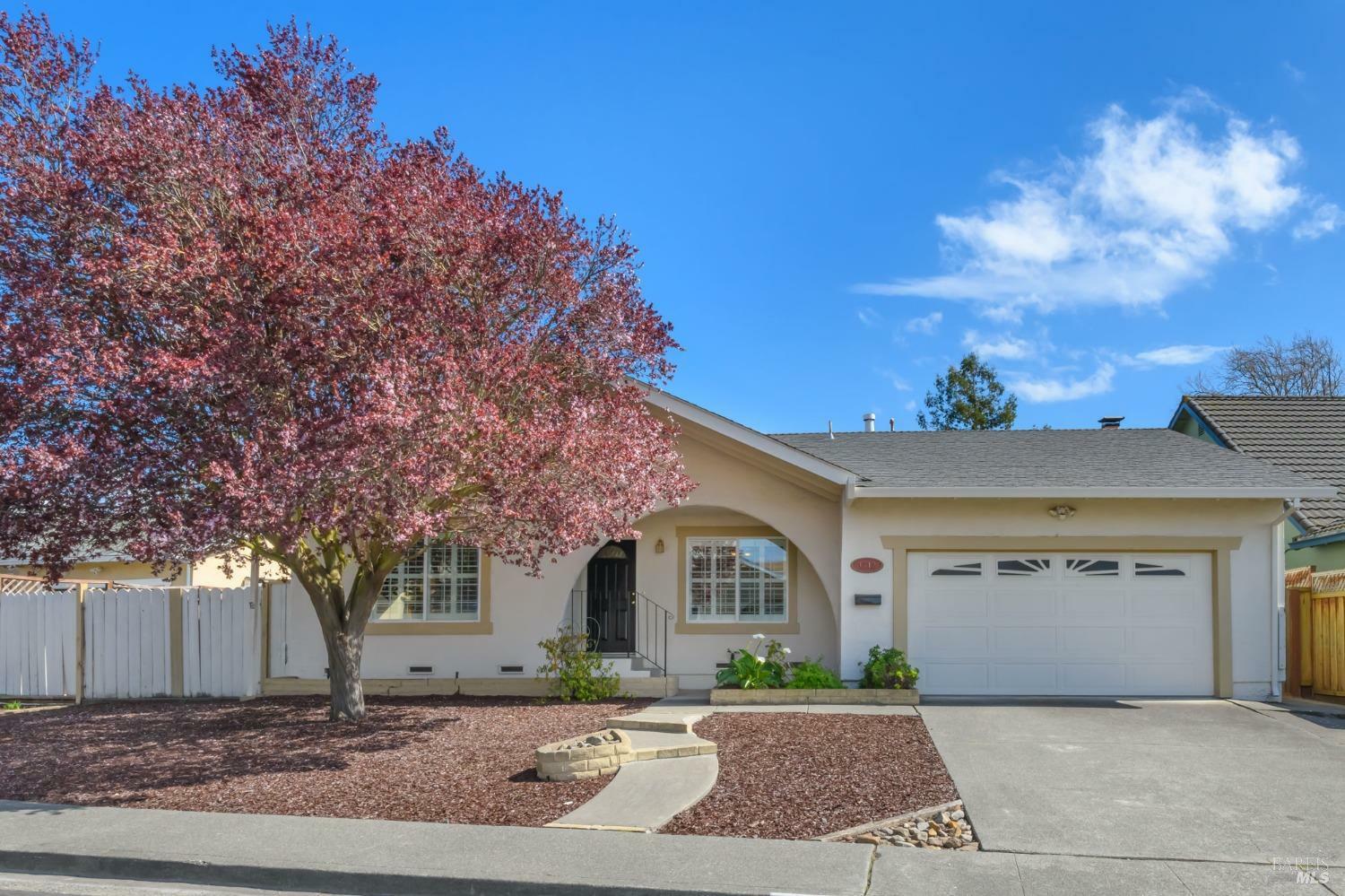 Property Photo:  1712 Peggy Court  CA 94954 