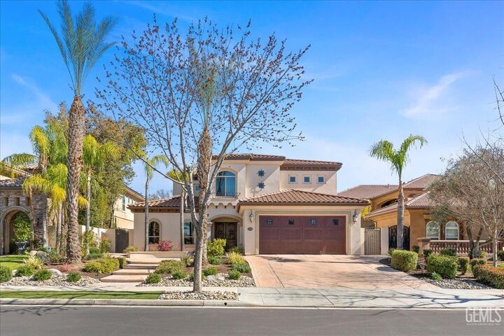 Property Photo:  2404 Edingal Drive  CA 93311 