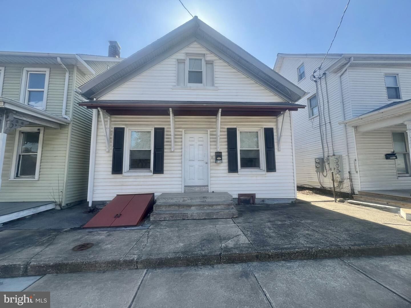 Property Photo: 516 W Main Street PA 17078