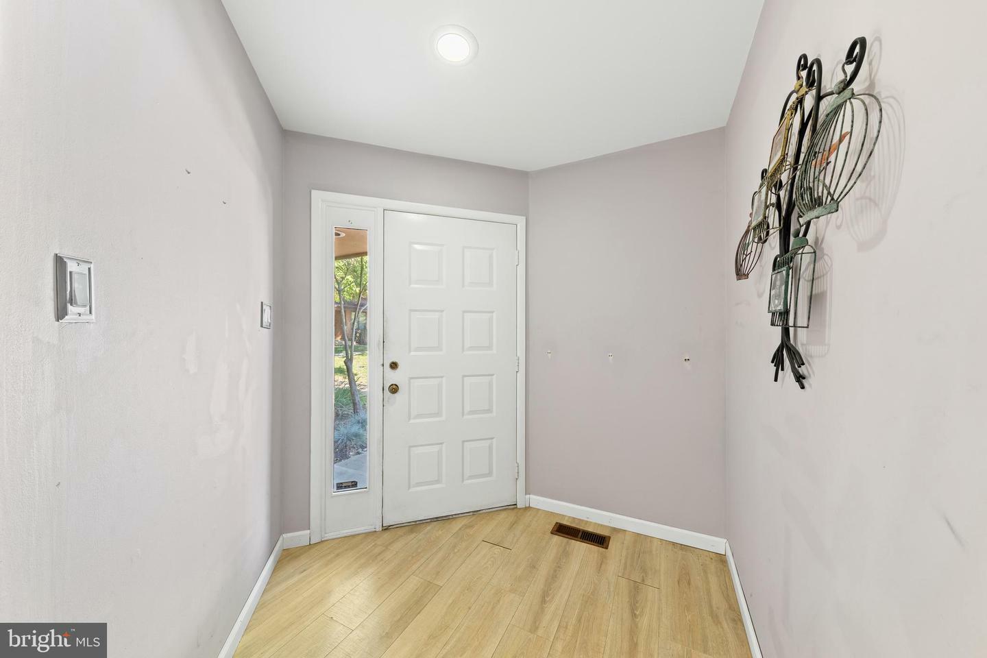 Property Photo:  25 Sayre Drive  NJ 08540 