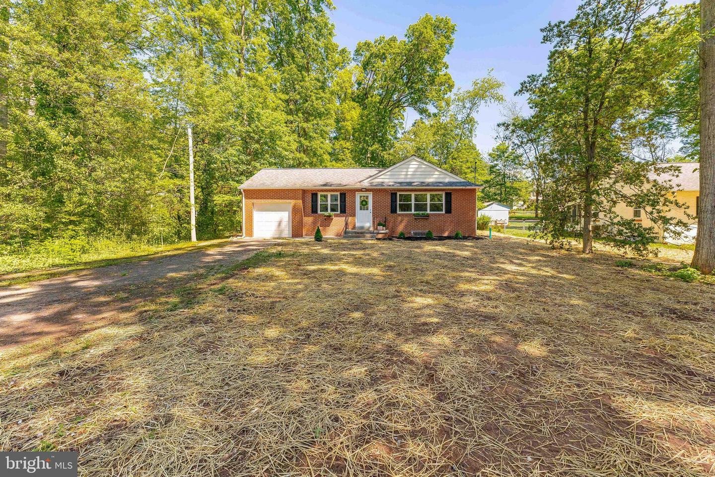 Property Photo: 515 Park Road PA 19475
