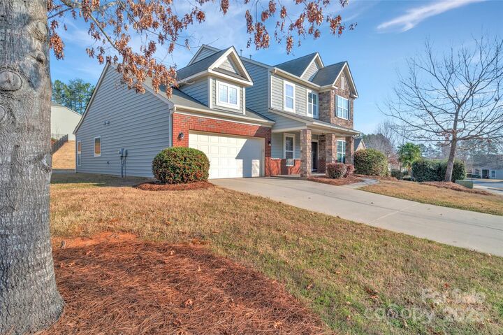 Property Photo:  12724 Hunting Birds Lane  NC 28278 