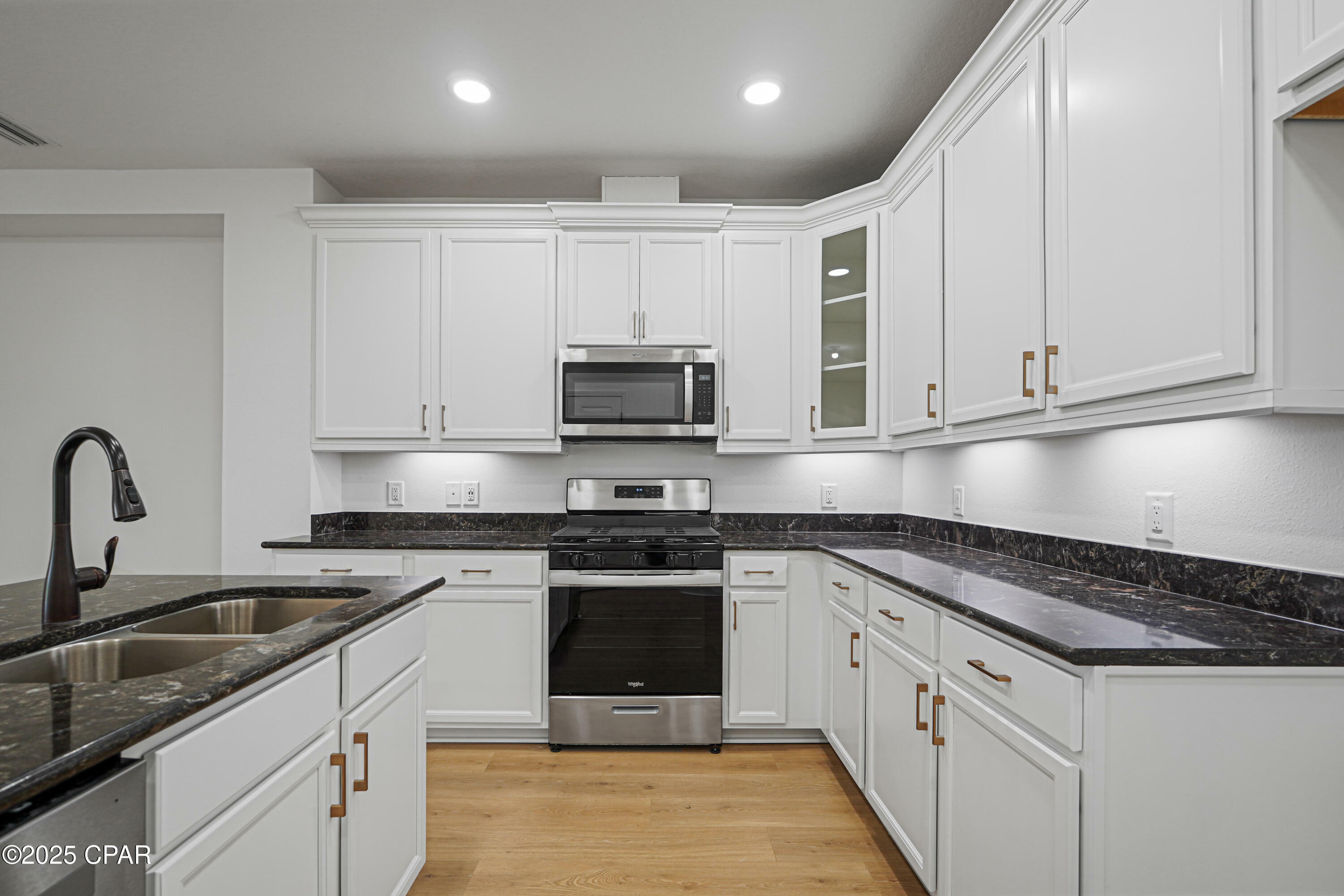 Property Photo: 8613 Sand Dollar Drive FL 32413
