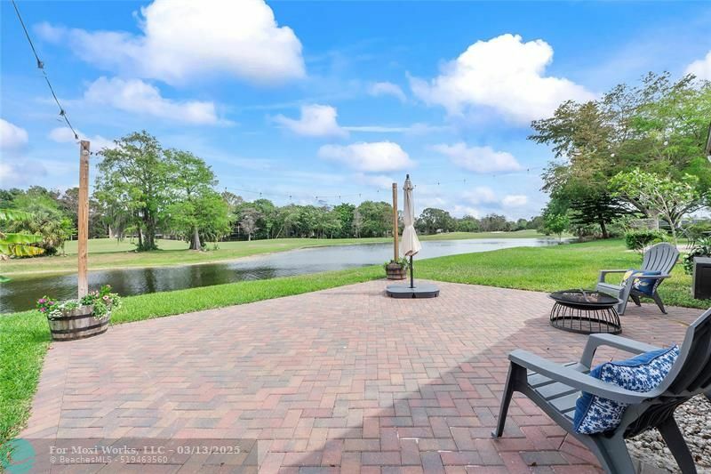 Property Photo:  7925 NW 62nd Ct  FL 33321 