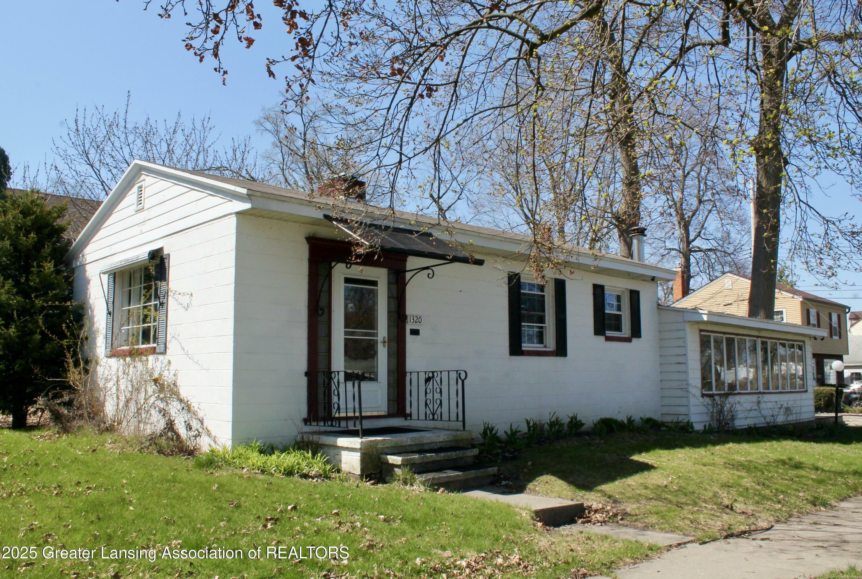 Property Photo: 1320 Fletcher Street MI 48910