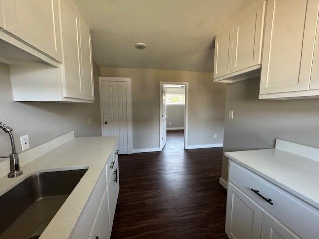 Property Photo: 4706 Yellowstone Boulevard 8 TX 77021