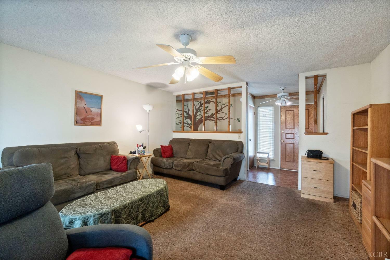 Property Photo: 702 W Cortner Street CA 93230