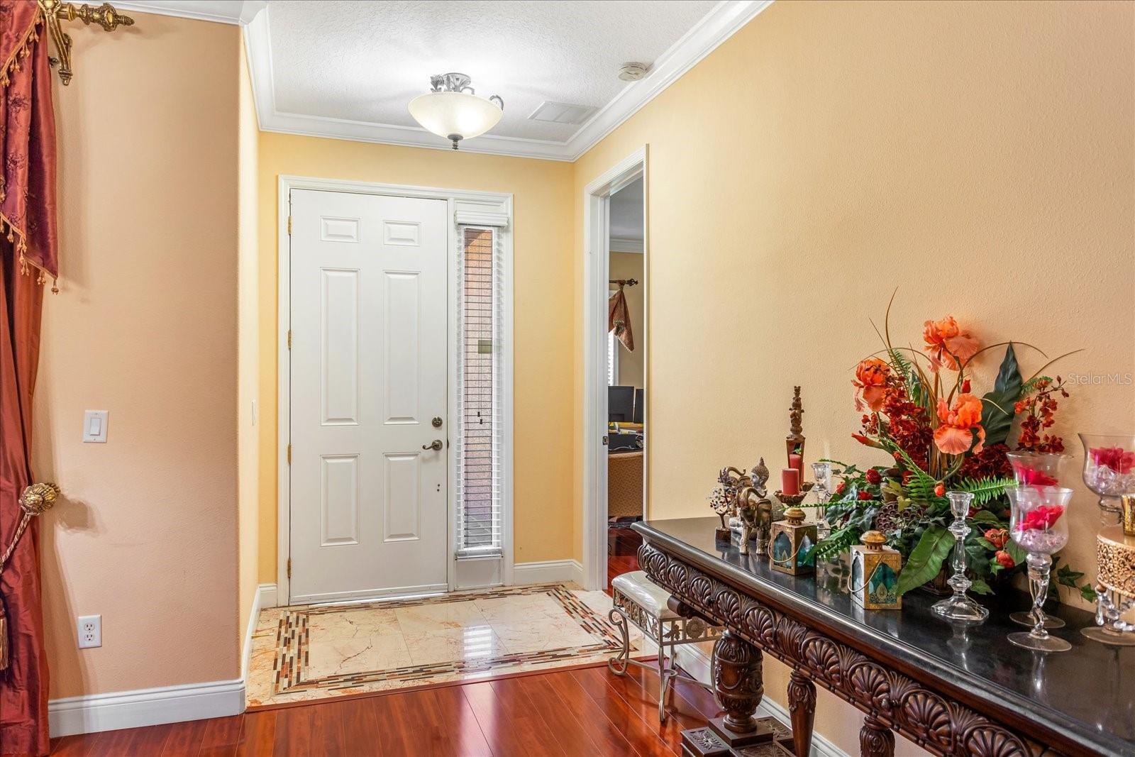 Property Photo: 755 Country Charm Circle FL 32765