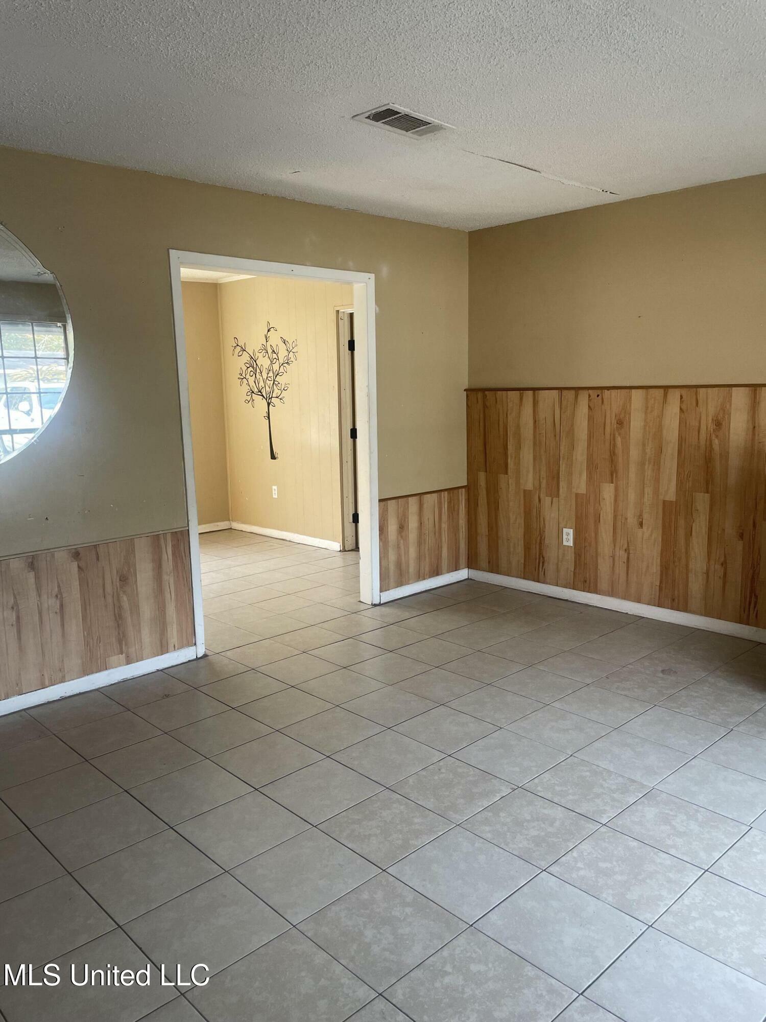 Property Photo:  1710 62nd Avenue  MS 39501 