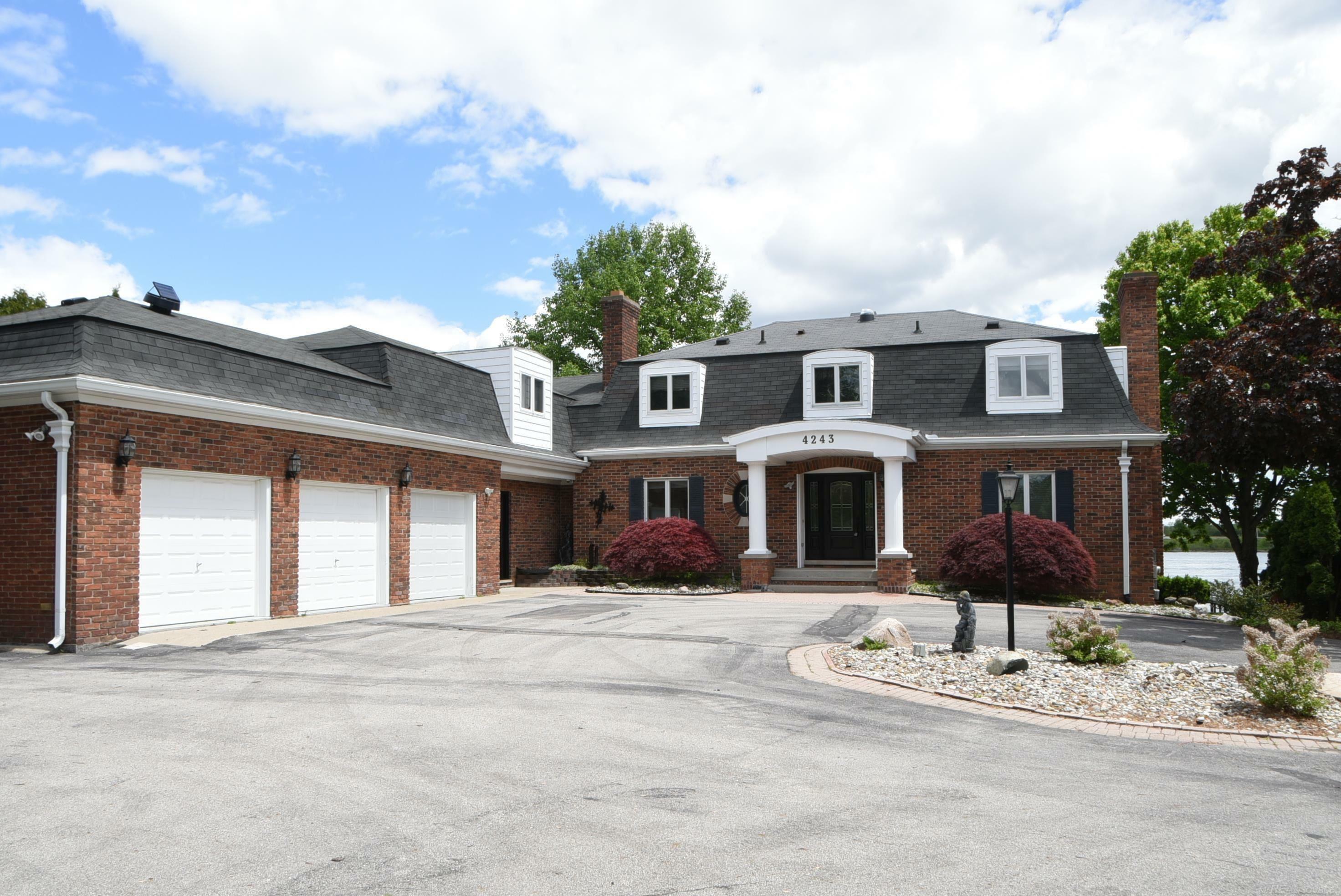 4243 River Road Road  East China MI 48054 photo