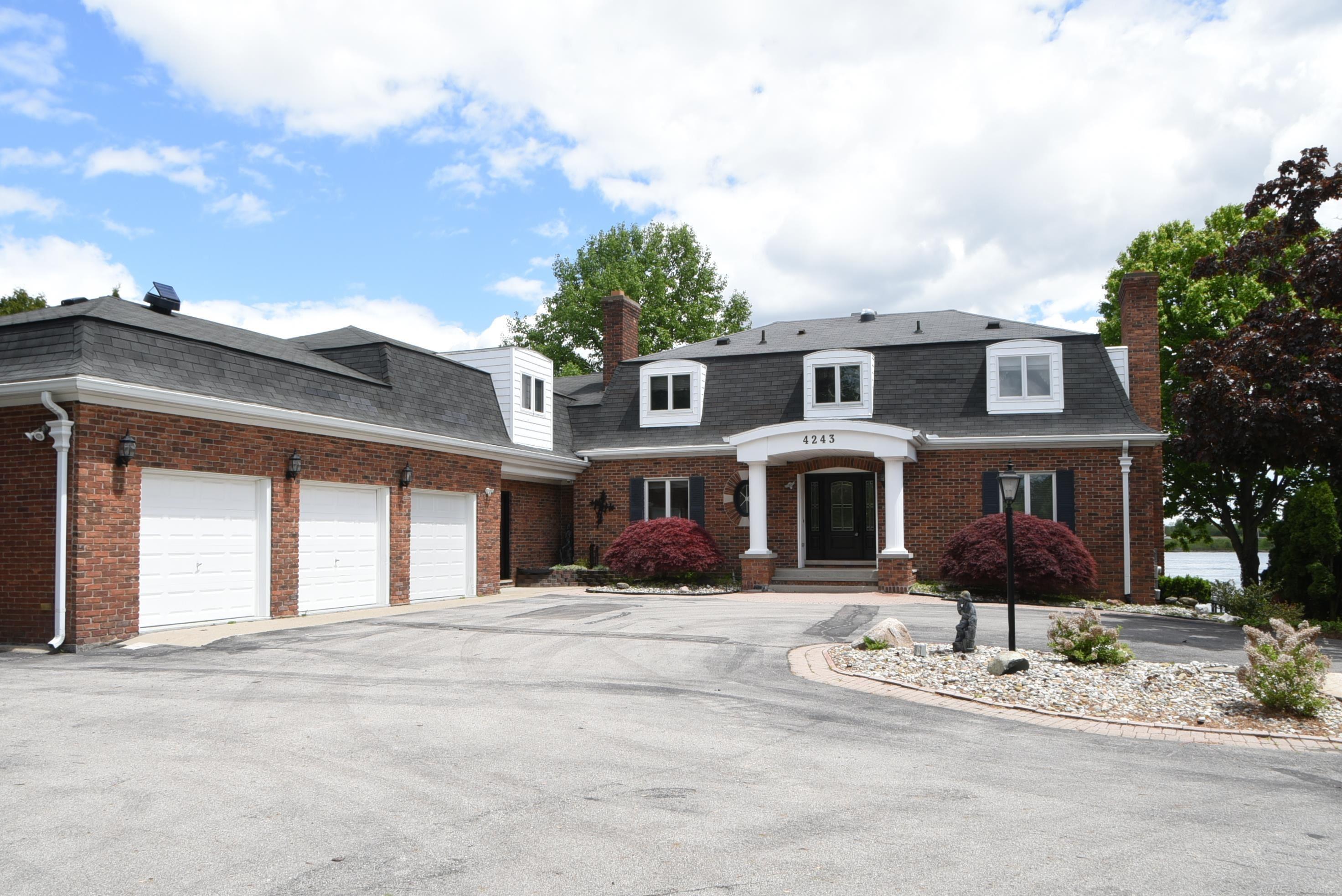 4243 River Road Road  East China MI 48054 photo