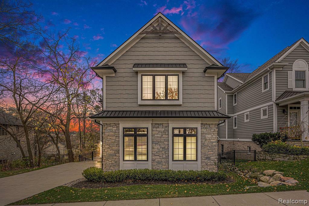 Property Photo: 321 W 2nd Street MI 48307 1903