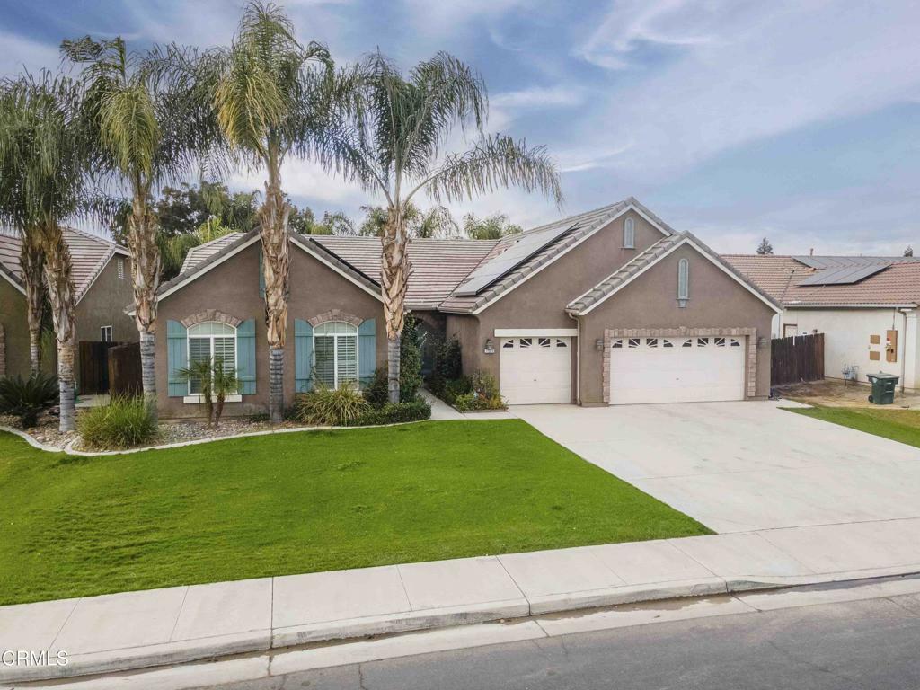 Property Photo: 11510 Regarse Drive CA 93311